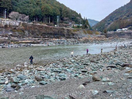 大物連発！ ～天竜川ルアーフライ専用区～